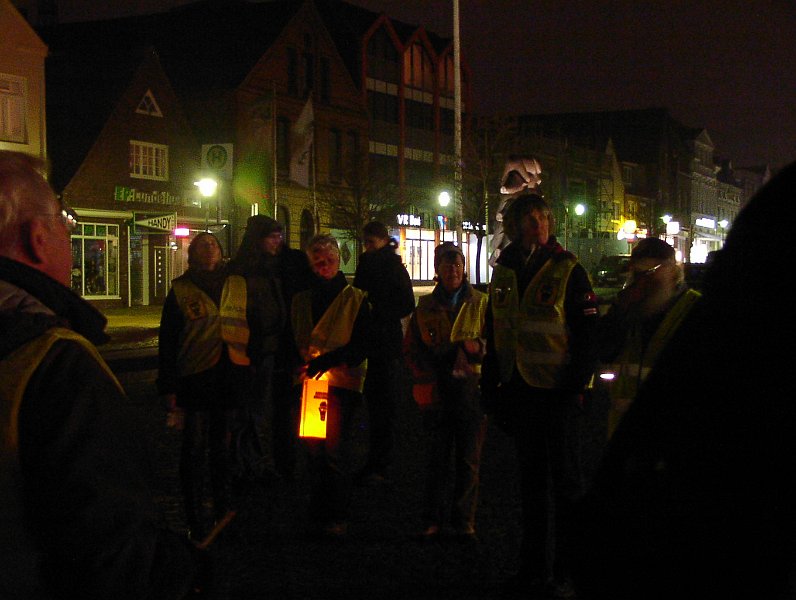PB072129.JPG - Mahnwache in Bredstedt am 7.11.2011 einen Abend bevor der Vermittlungsausschuss über das CCS Gesetz tagt